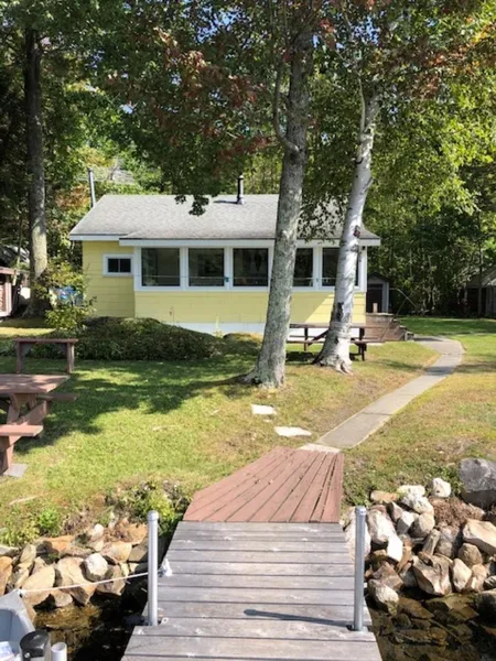 124 White Birch Dr  