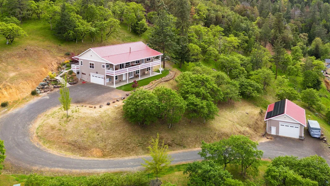 1011 Wren Rdg Dr  