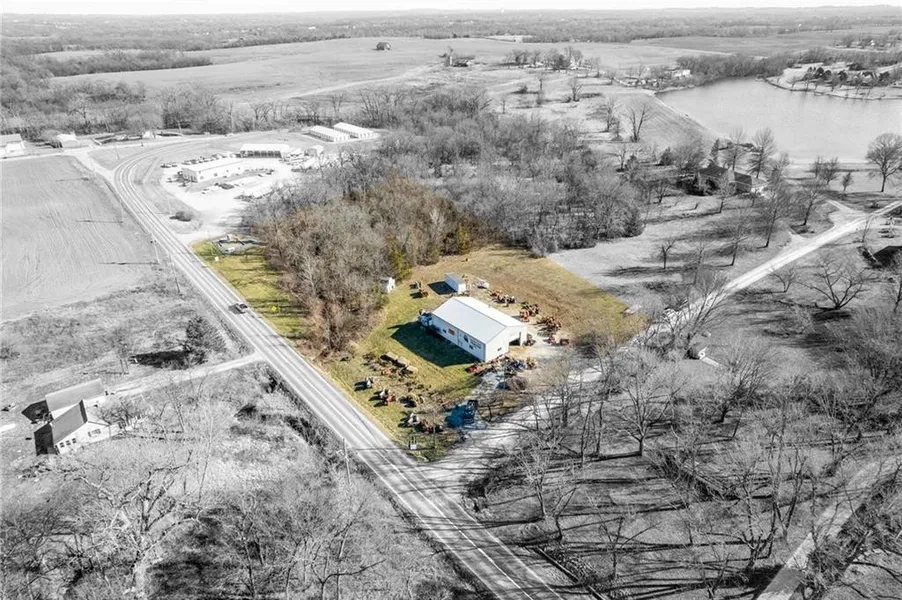 1000 E Highway Z Hwy  