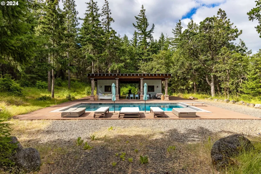2058 State Rd  