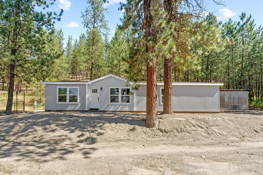 1157 Arden Way  