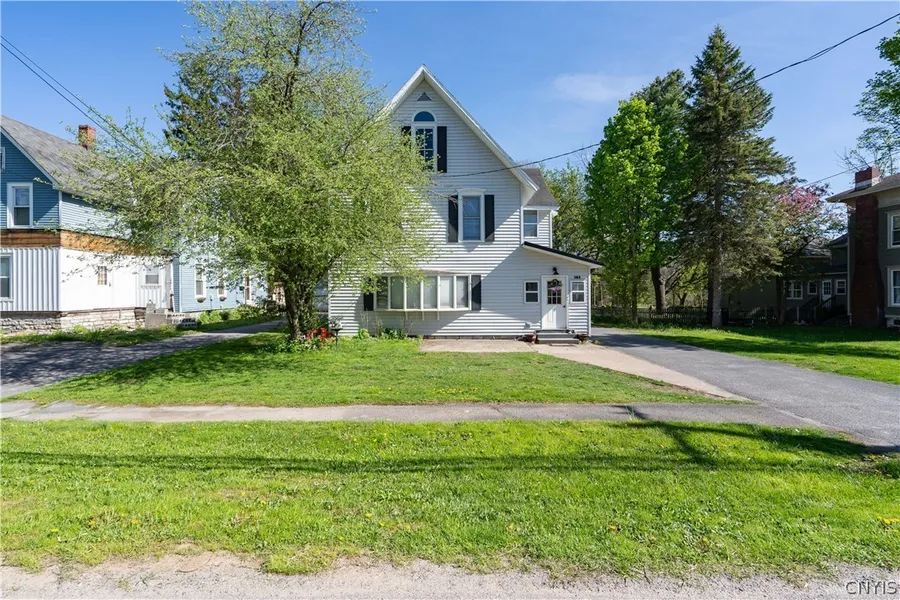 144 Maple St  