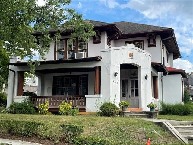 404 East Franklin St  