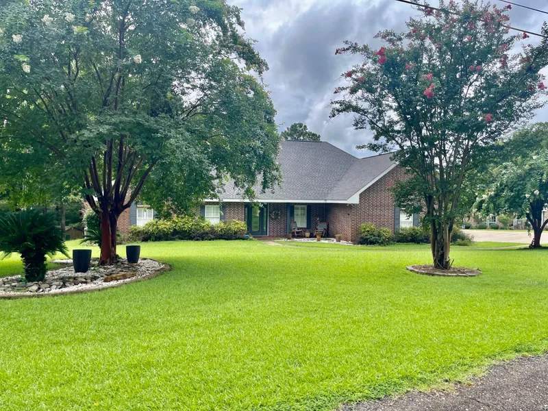 235 Center Pt Dr  