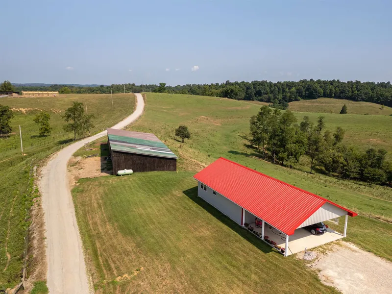 10729 1/2 Lincoln Pike  