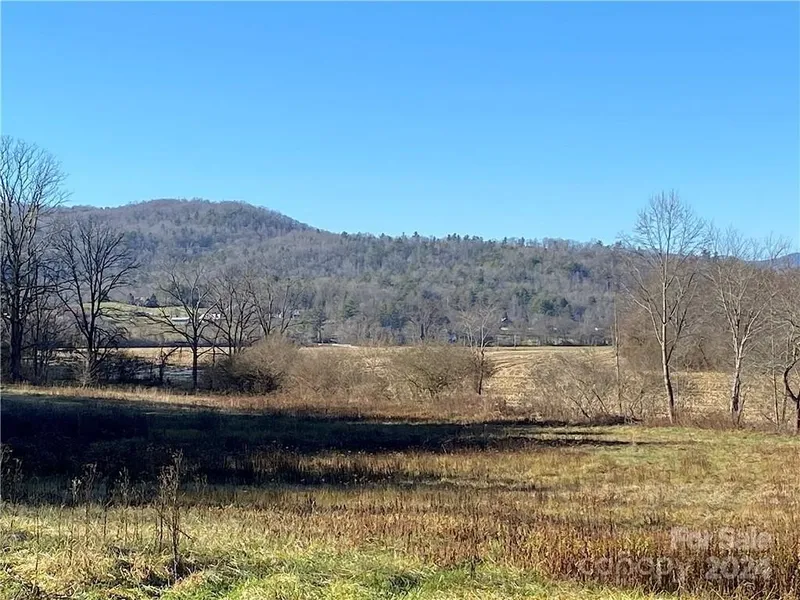280 Merle Farm Ln  
