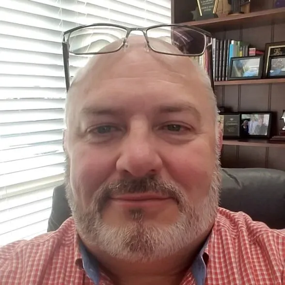 seller headshot